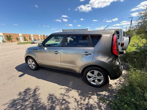 Titanium Gray 2019 Kia Soul Base