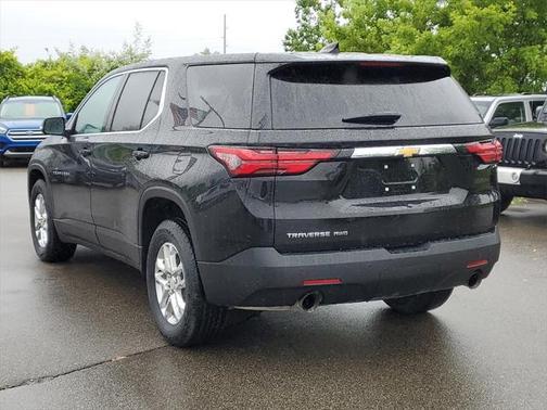 2023 Chevrolet Traverse LS