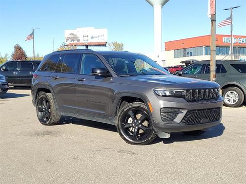 2024 Jeep Grand Cherokee Altitude
