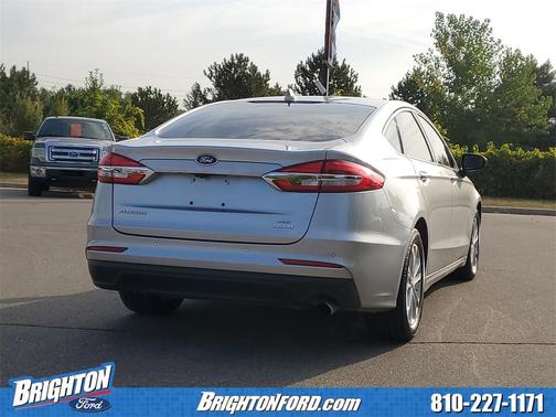 2020 Ford Fusion SE
