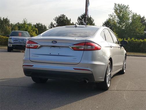 2020 Ford Fusion SE