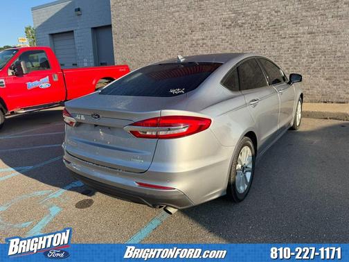 2020 Ford Fusion SE