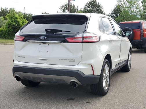 Star White Metallic Tri-Coat 2020 Ford Edge Titanium
