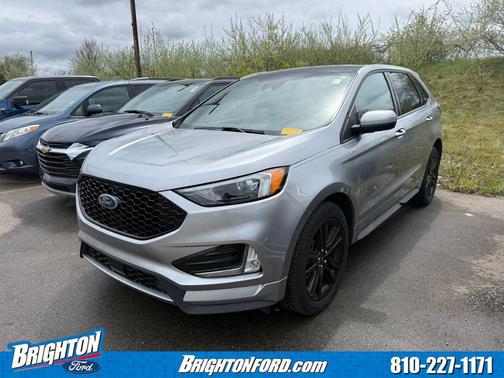 Silver Metallic 2023 Ford Edge ST Line