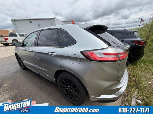 Silver Metallic 2023 Ford Edge ST Line