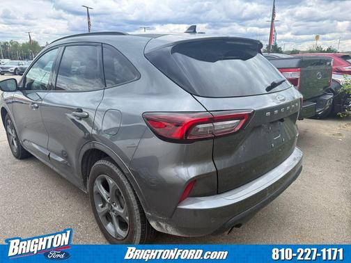 Carbonized Gray Metallic 2024 Ford Escape ST-Line