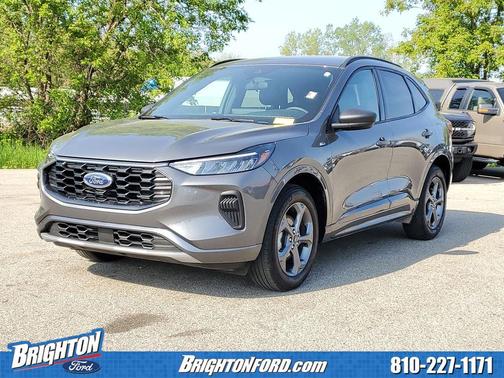 Carbonized Gray Metallic 2024 Ford Escape ST-Line