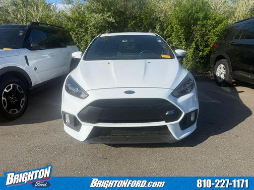 Frozen White 2017 Ford Focus RS Base