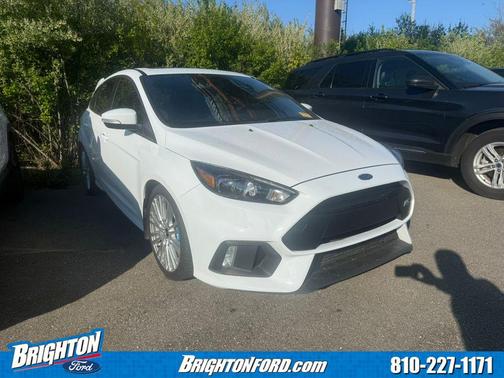 Frozen White 2017 Ford Focus RS Base
