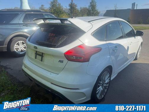 Frozen White 2017 Ford Focus RS Base