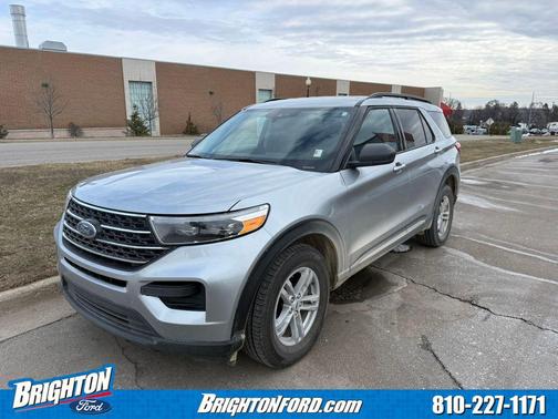 Silver Metallic 2023 Ford Explorer XLT