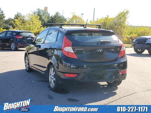 2012 Hyundai Accent SE