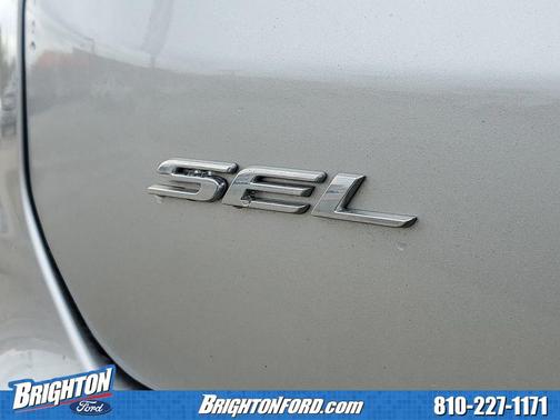 Silver Metallic 2023 Ford Edge SEL