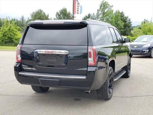 2017 GMC Yukon XL Denali