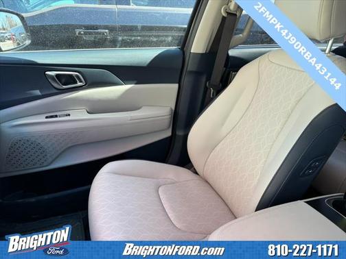2025 Kia Carnival EX