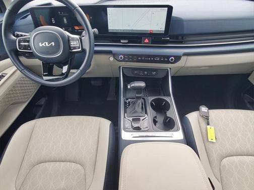 2025 Kia Carnival EX