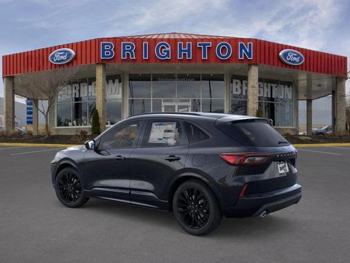 2026 Ford Escape ST-Line Elite