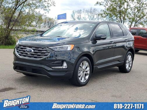 Forged Green Metallic 2023 Ford Edge Titanium
