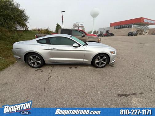 2015 Ford Mustang V6