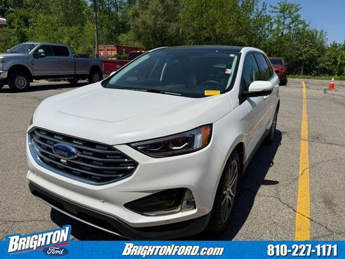 Star White Metallic Tri-Coat 2024 Ford Edge Titanium