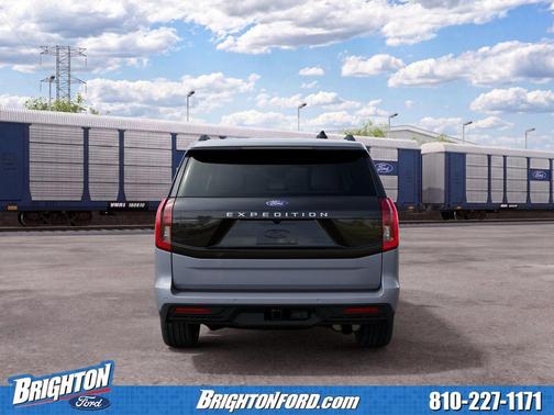 Glacier Gray Metallic Tri-Coat 2027 Ford Expedition Active
