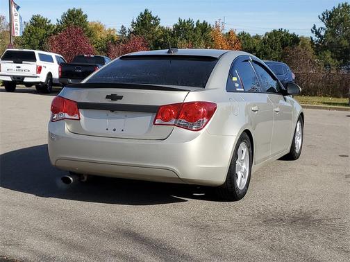 2015 Chevrolet Cruze 1LT