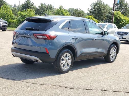 Vapor Blue 2024 Ford Escape Active