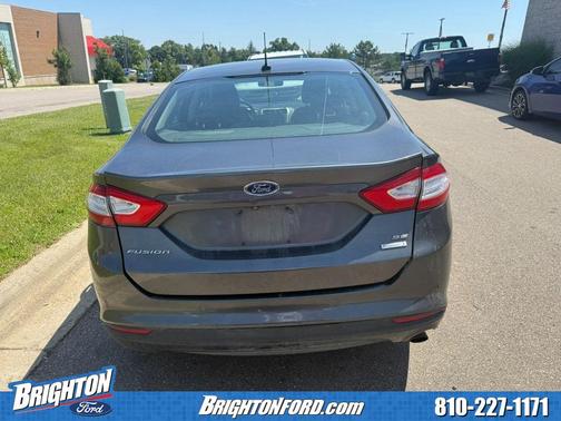 2016 Ford Fusion SE