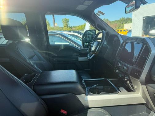 2022 Ford F-350 Lariat