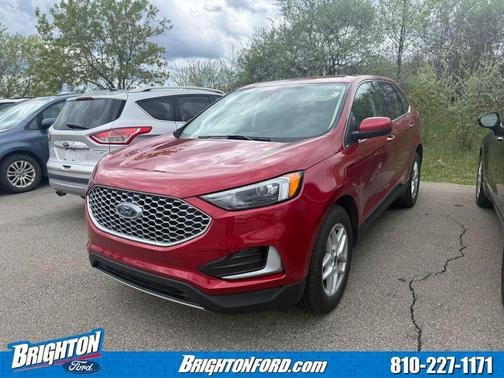 Rapid Red Metallic Tinted Clearcoat 2023 Ford Edge SEL