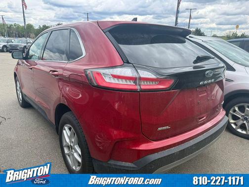 Rapid Red Metallic Tinted Clearcoat 2023 Ford Edge SEL
