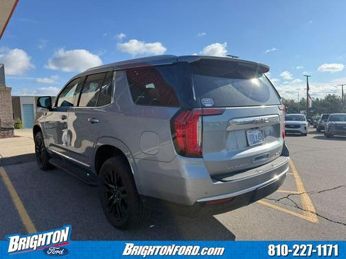Sterling Metallic 2023 GMC Yukon SLT