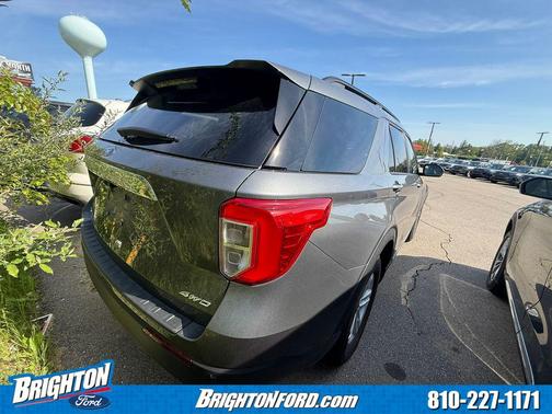 Carbonized Gray Metallic 2024 Ford Explorer XLT