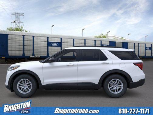 Star White Metallic Tri-Coat 2026 Ford Explorer Active