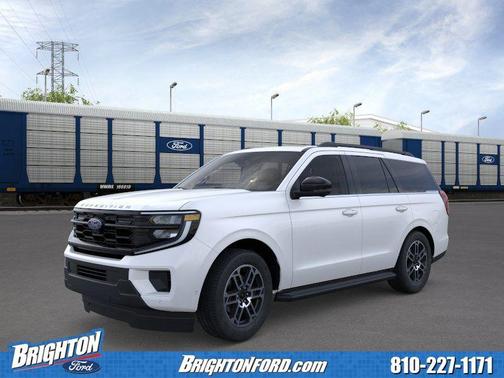 Star White Metallic Tri-Coat 2026 Ford Expedition Active
