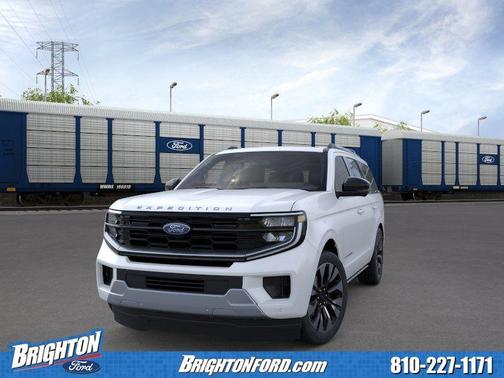 Star White Metallic Tri-Coat 2026 Ford Expedition Platinum