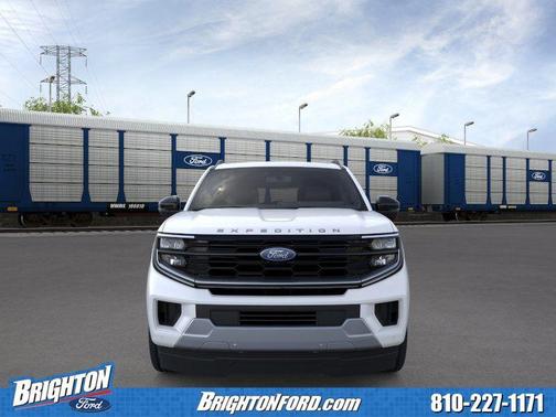 Star White Metallic Tri-Coat 2026 Ford Expedition Platinum