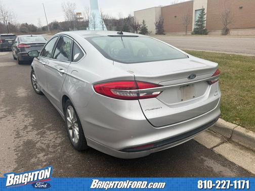 2017 Ford Fusion SE