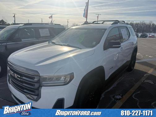 2023 GMC Acadia AWD AT4