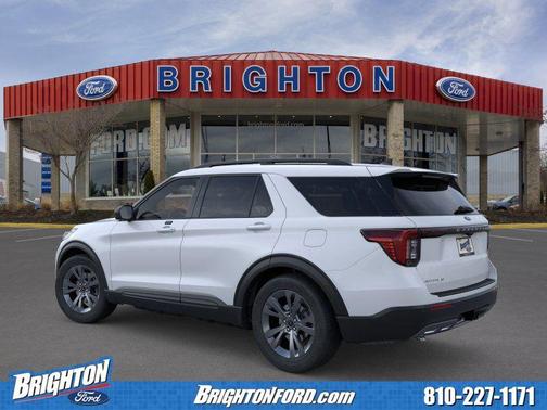 Space White Metallic 2026 Ford Explorer Active