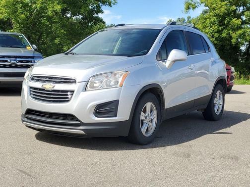 Silver Ice Metallic 2016 Chevrolet Trax LT