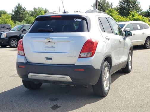 Silver Ice Metallic 2016 Chevrolet Trax LT