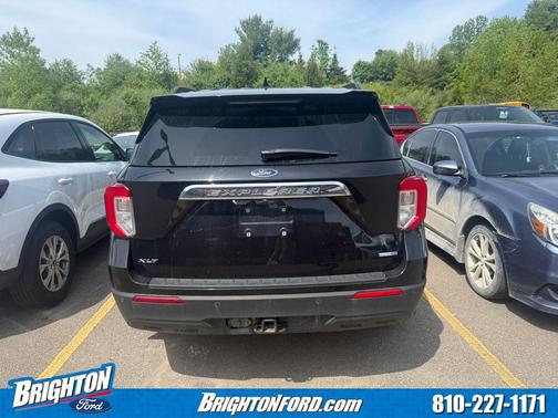 Black Metallic 2020 Ford Explorer XLT