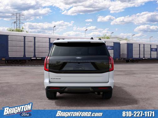 Star White Metallic Tri-Coat 2027 Ford Expedition Platinum