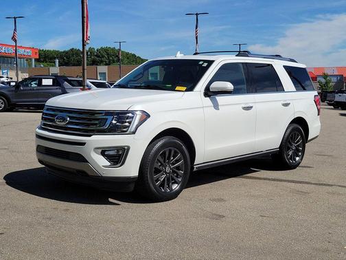 Star White Metallic Tri-Coat 2021 Ford Expedition Limited