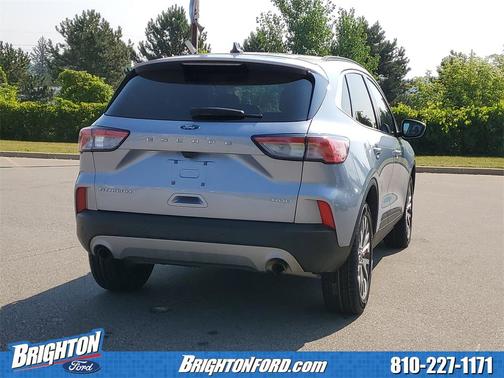 2022 Ford Escape Titanium