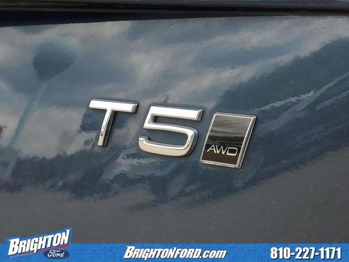 Denim Blue Metallic 2022 Volvo XC90 T5 Momentum