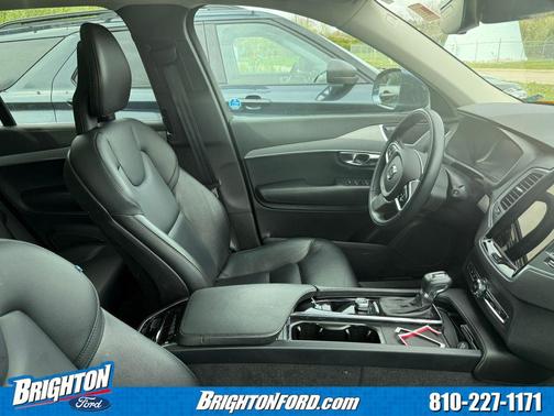 Denim Blue Metallic 2022 Volvo XC90 T5 Momentum