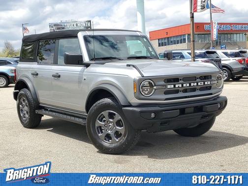 Iconic Silver Metallic 2024 Ford Bronco Big Bend