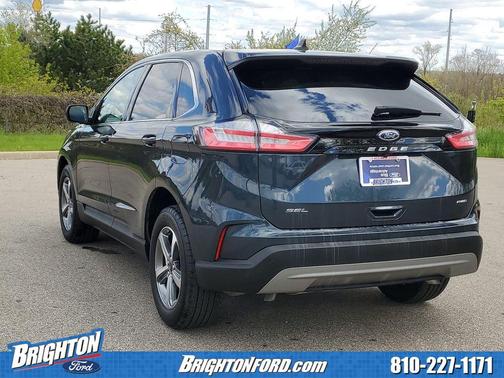 Blue Metallic 2024 Ford Edge SEL